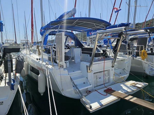 Dufour 44 | Sunsail 24