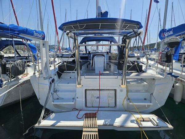 Dufour 44 | Sunsail 24
