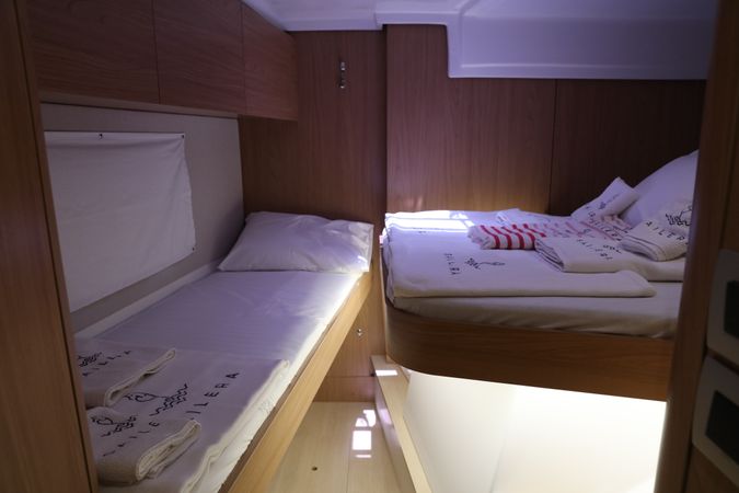 Bali Catspace | Vargas