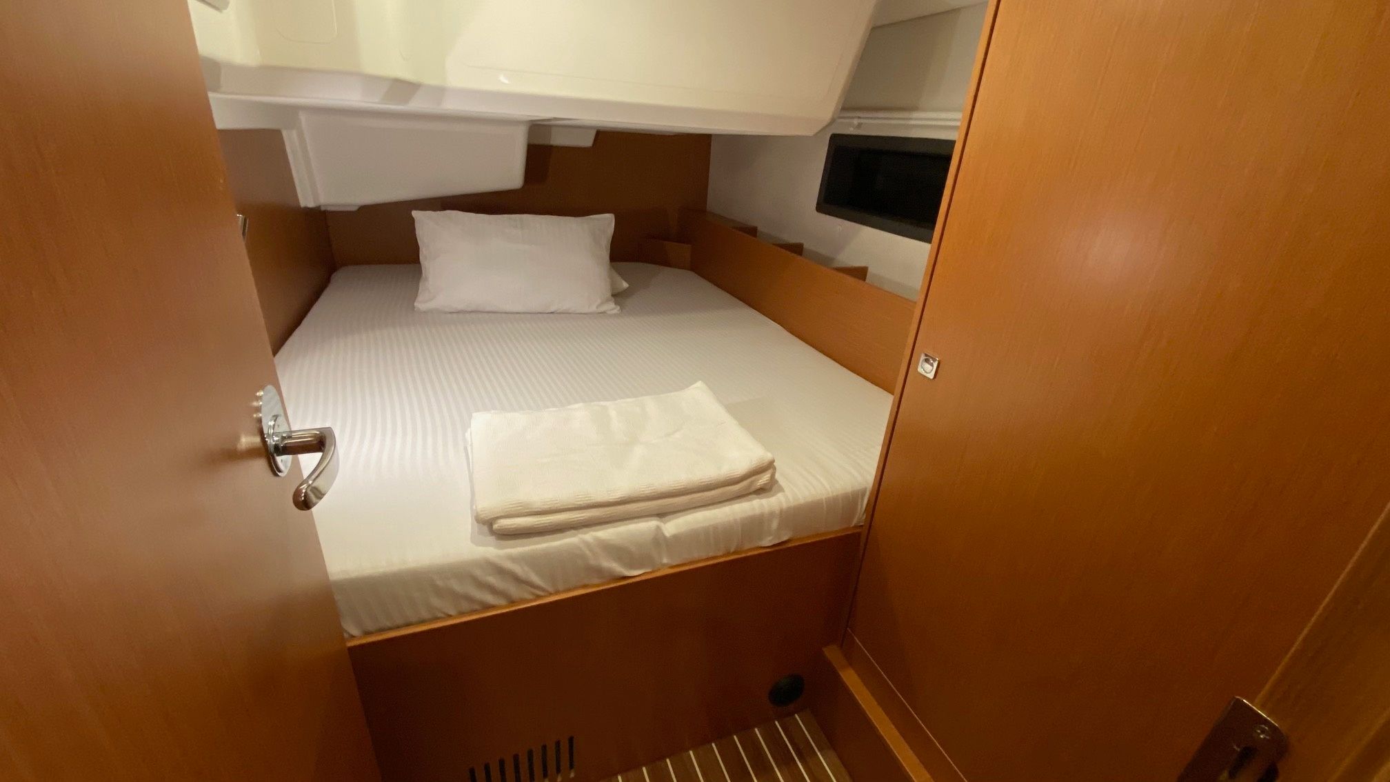 Bavaria C38 | Luna 3