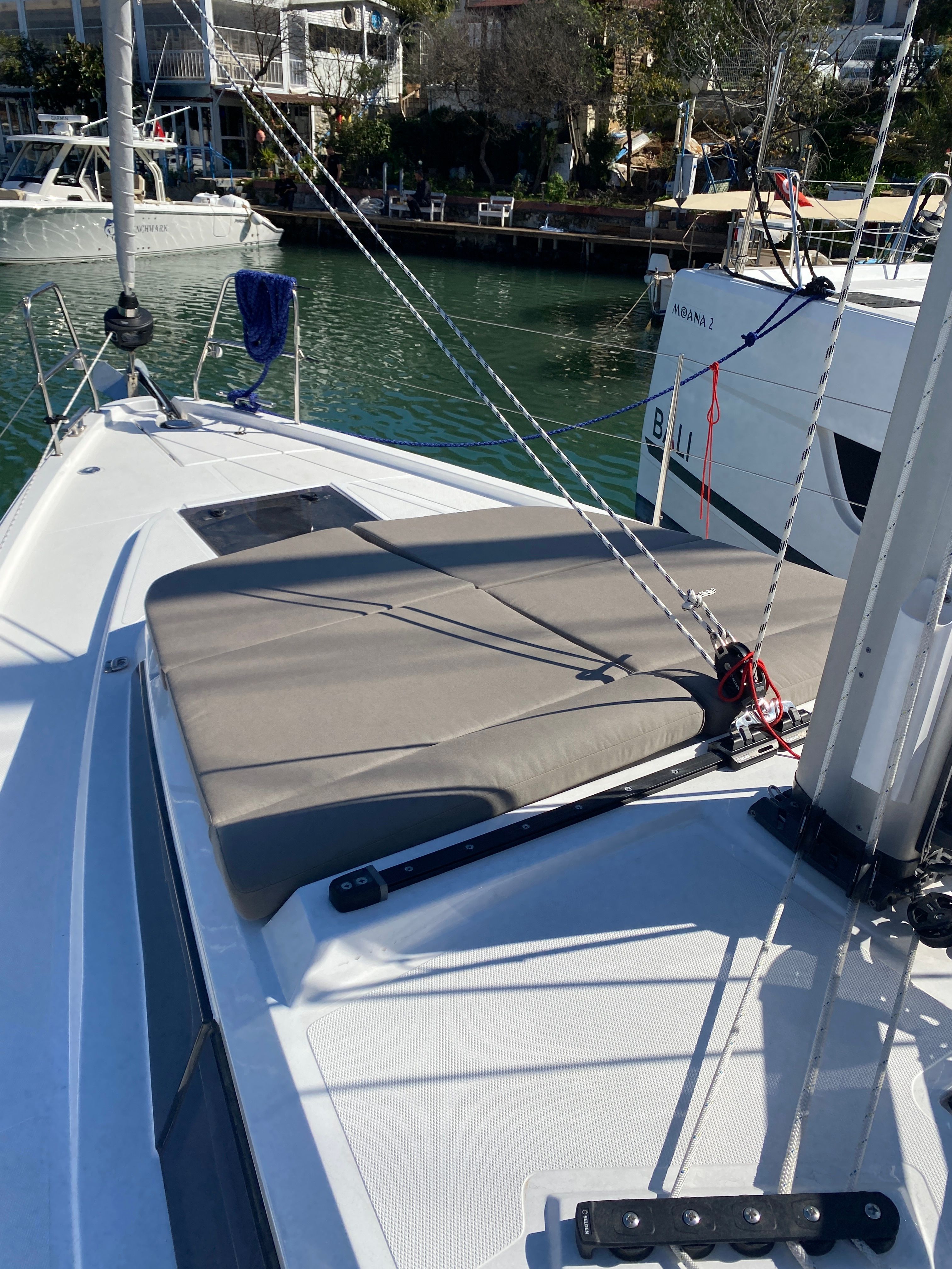 Bavaria C38 | Luna 3