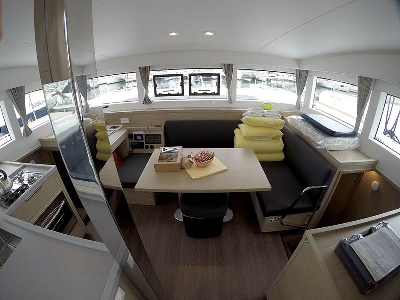 Lagoon 40 | Tom Cat