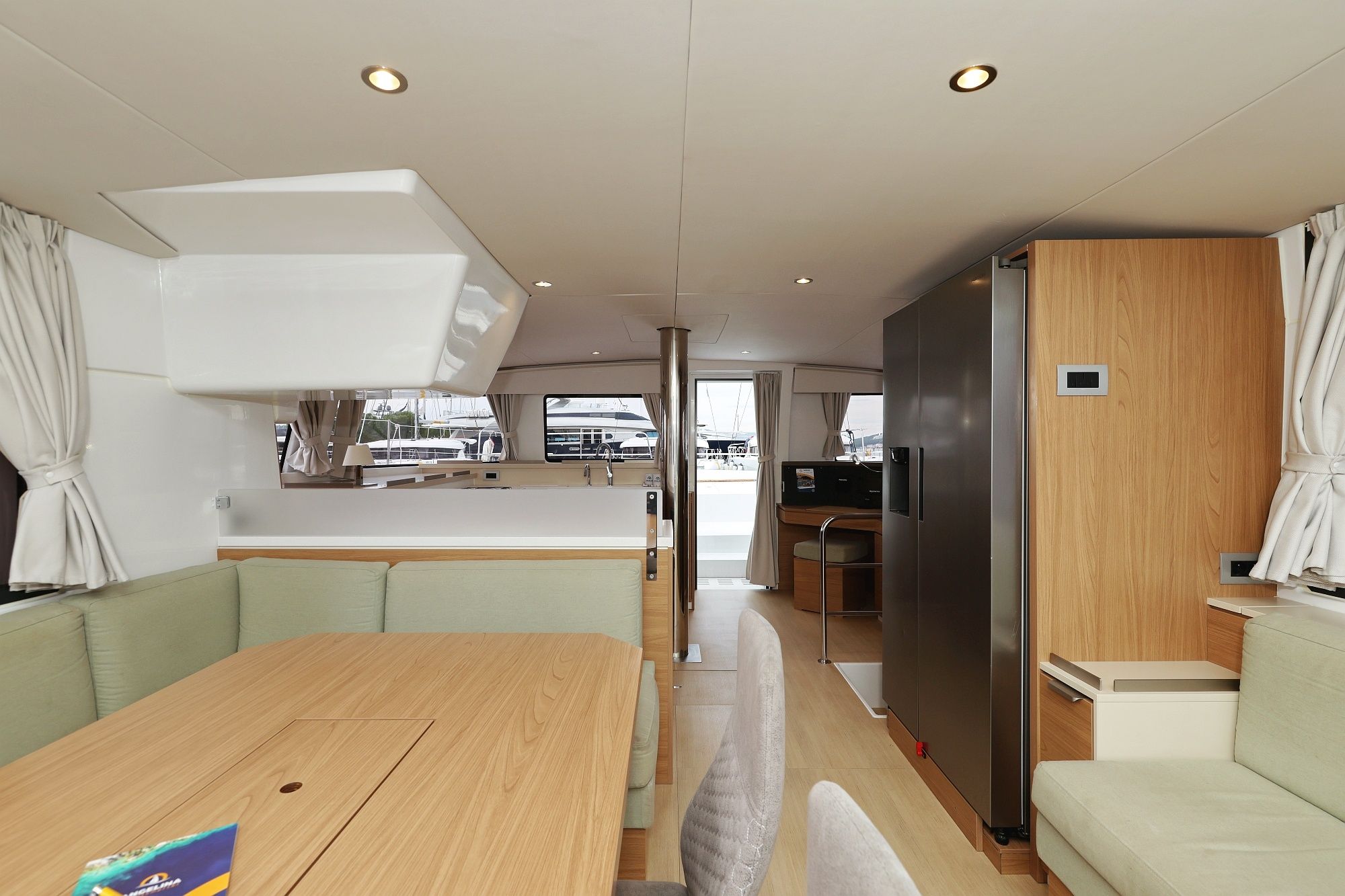 Bali 4.4 | Double Trouble