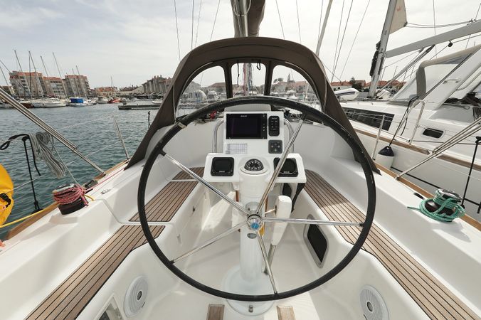 Jeanneau Sun Odyssey 33i | Cosma