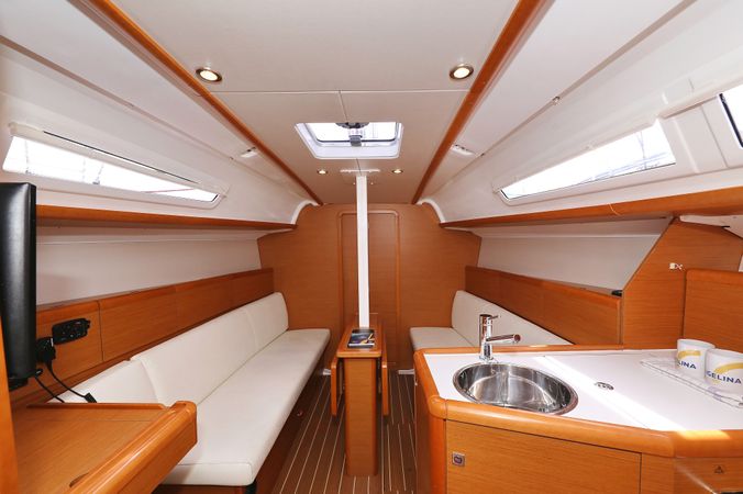 Jeanneau Sun Odyssey 33i | Cosma