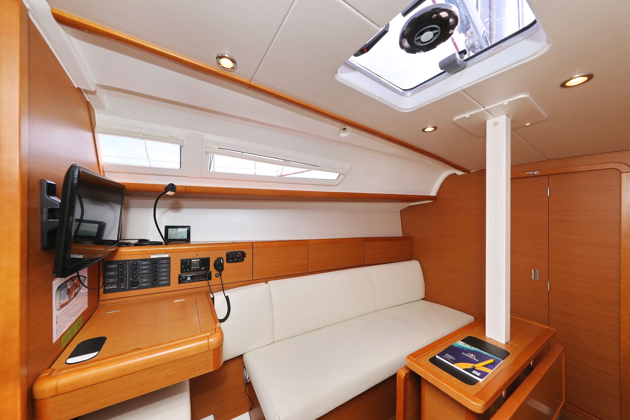 Jeanneau Sun Odyssey 33i | Cosma
