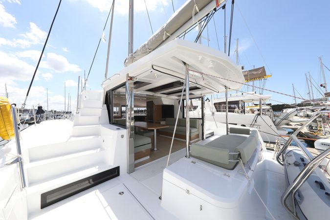 Bali 4.2 | Mademoiselle