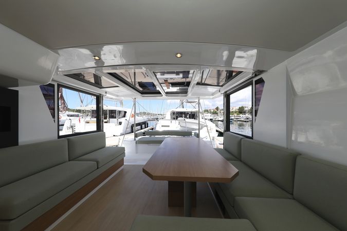 Bali 4.2 | Mademoiselle