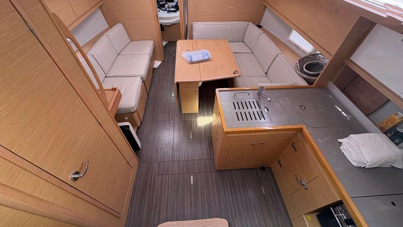Dufour 390 | M Amour