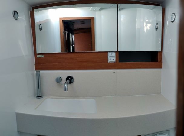 Dufour 470 | Thalis 2