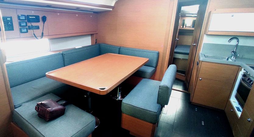 Dufour 470 | Thalis 2