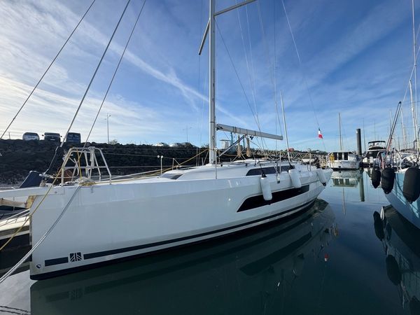 Dufour 37 | Rhapsody