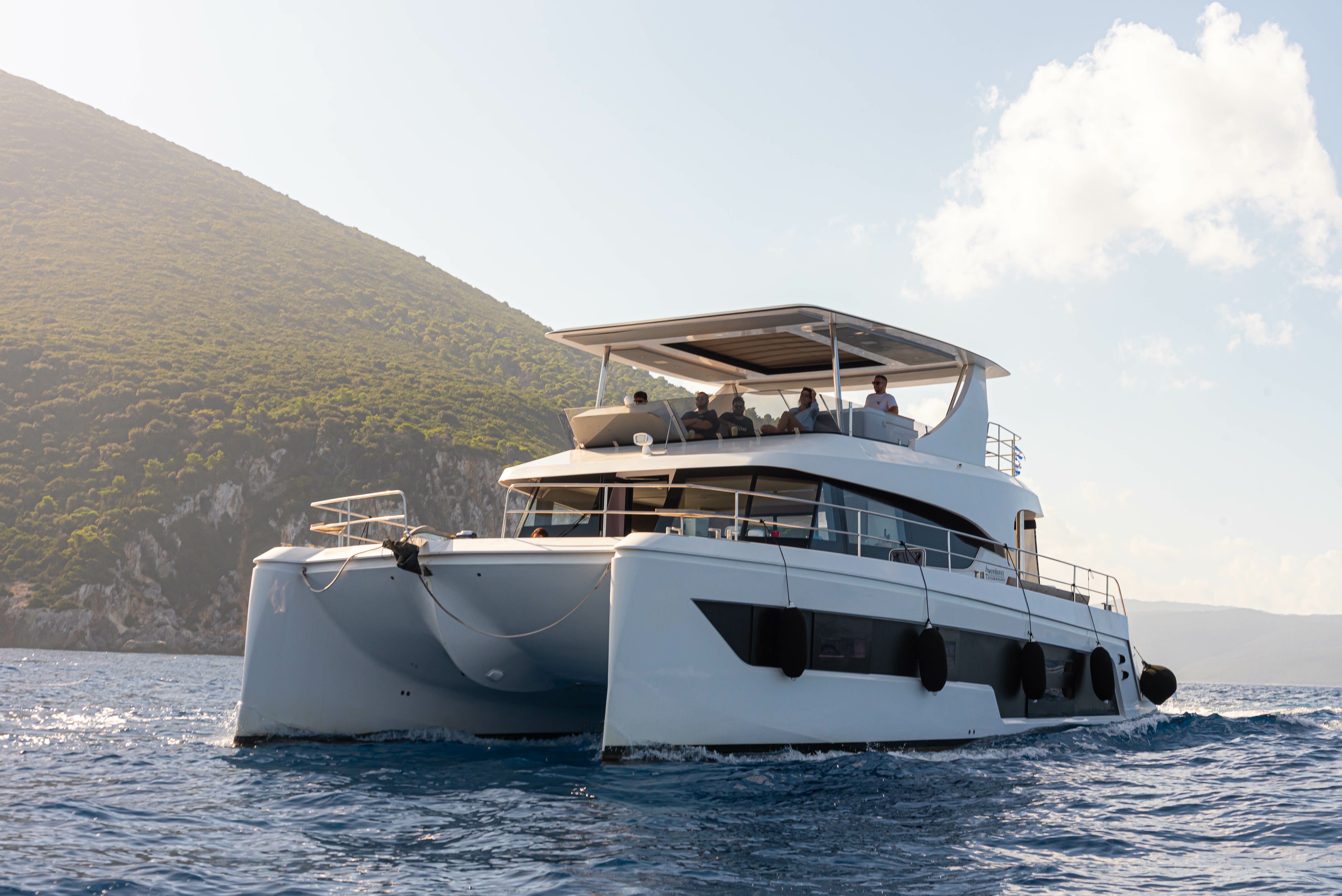 Aventura 50 MY | Kamchatka