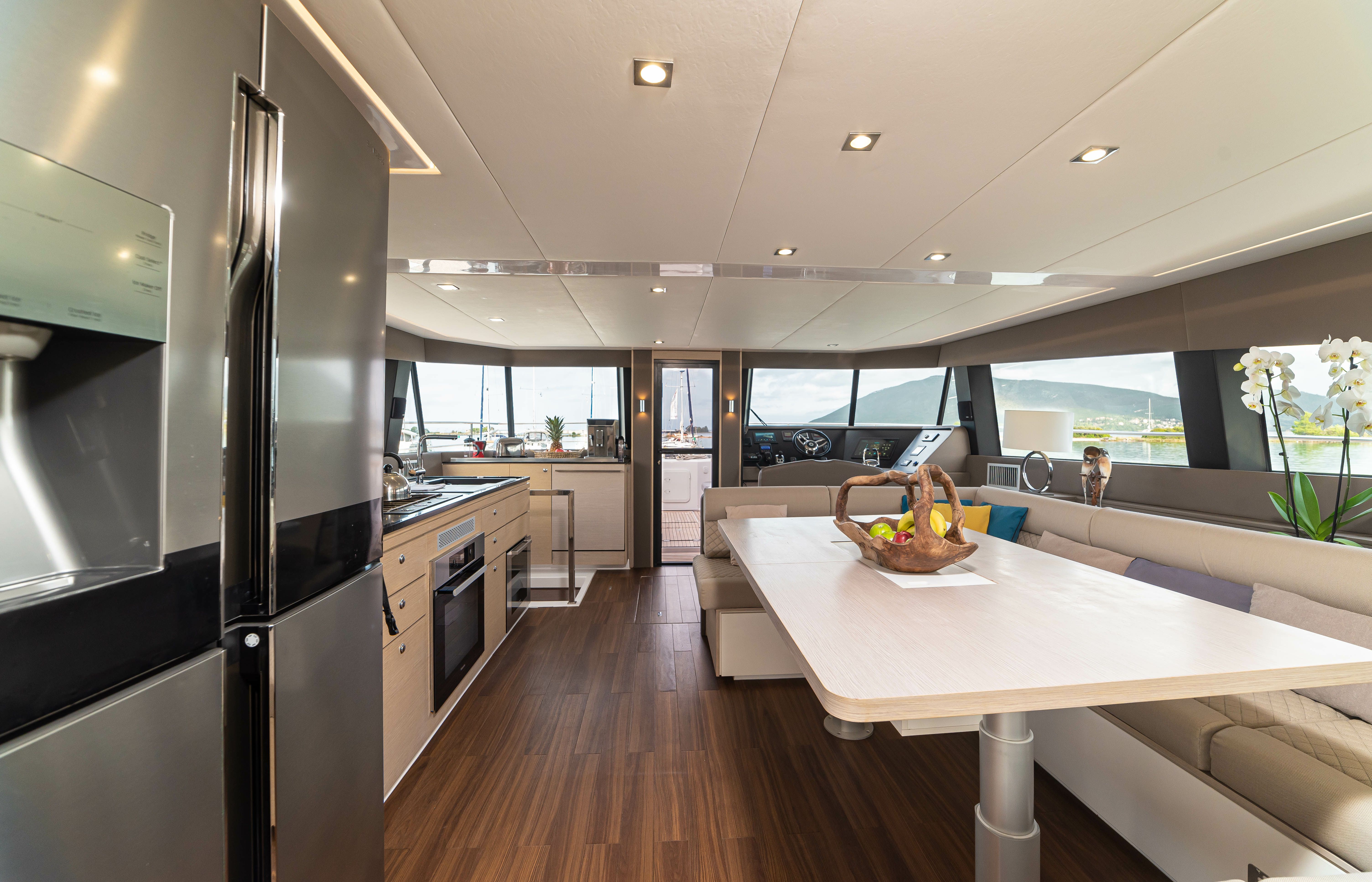 Aventura 50 MY | Kamchatka