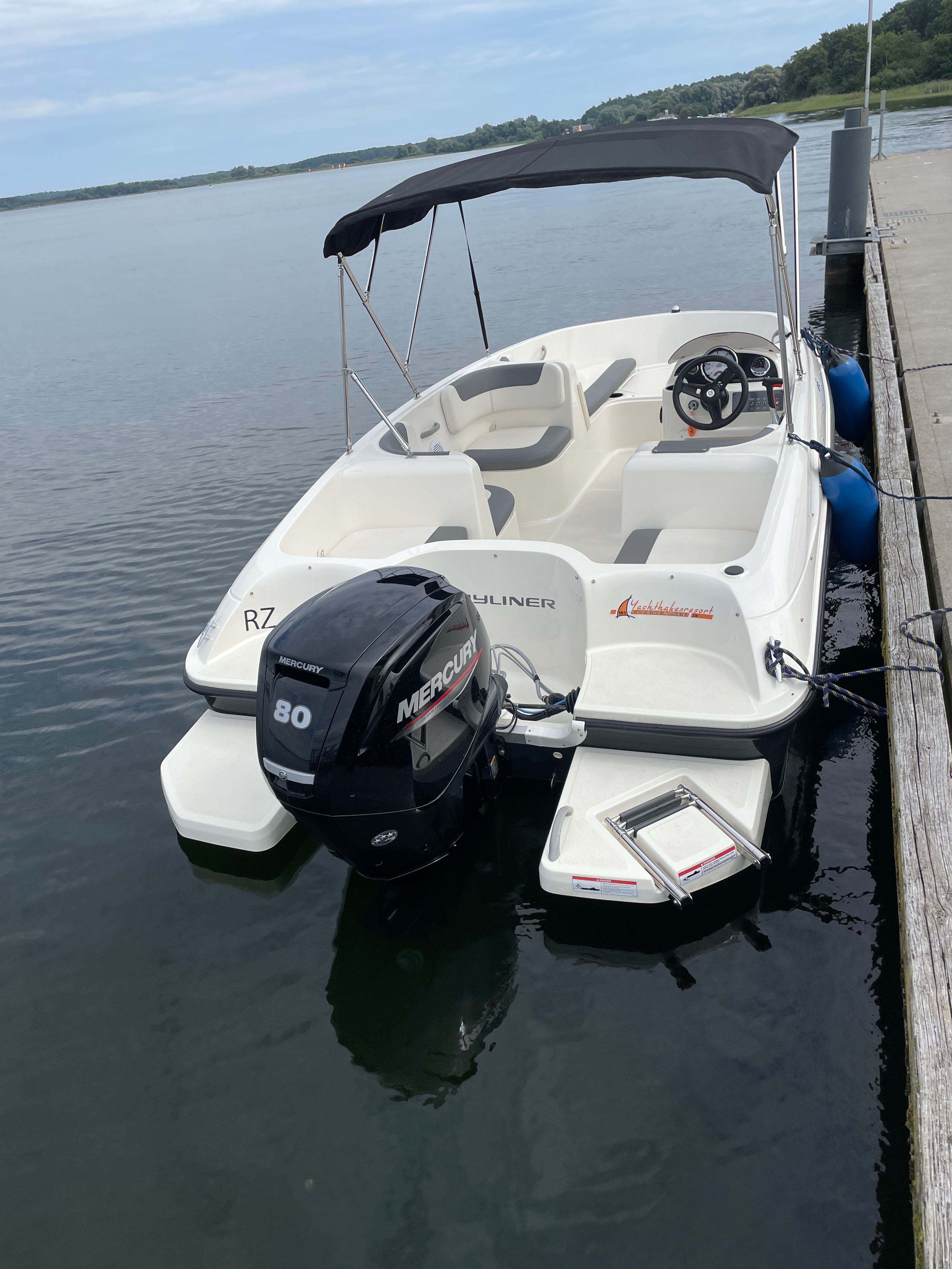 Bayliner E16 | 20