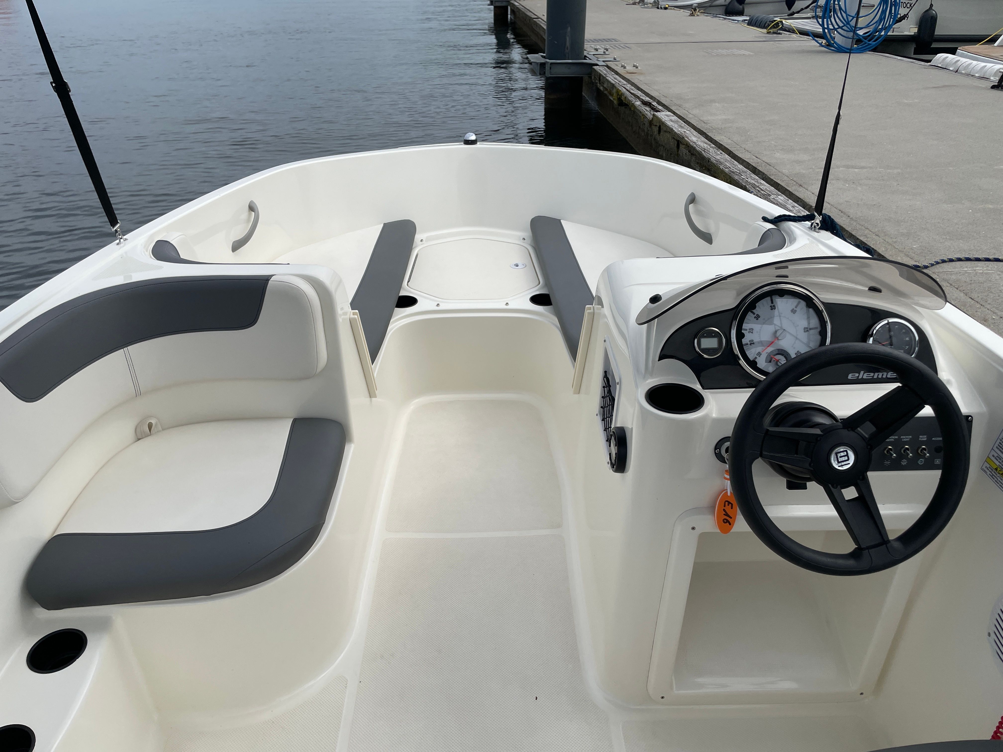 Bayliner E16 | 20