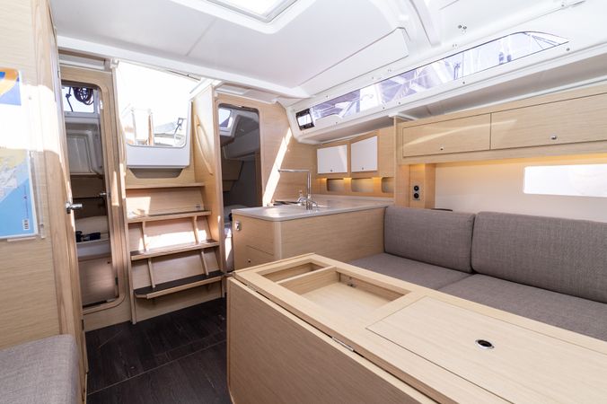 Dufour 37 | Lumi