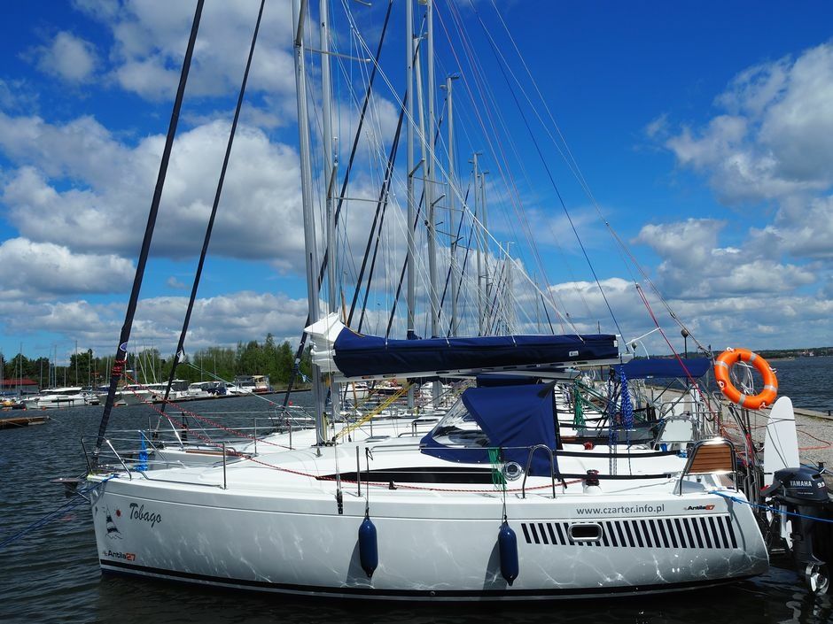 Antila 27 Family | Tobago