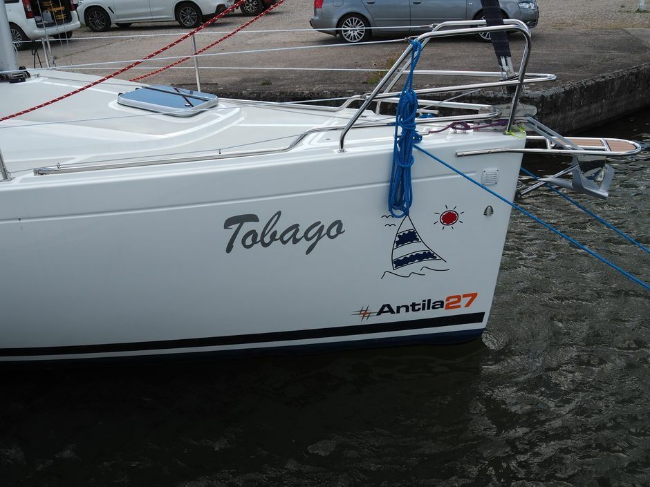Antila 27 Family | Tobago