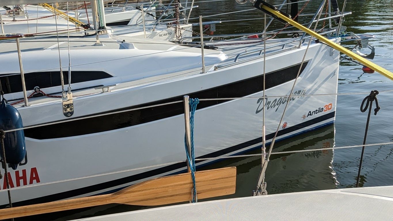 Antila 30 | Dragonera