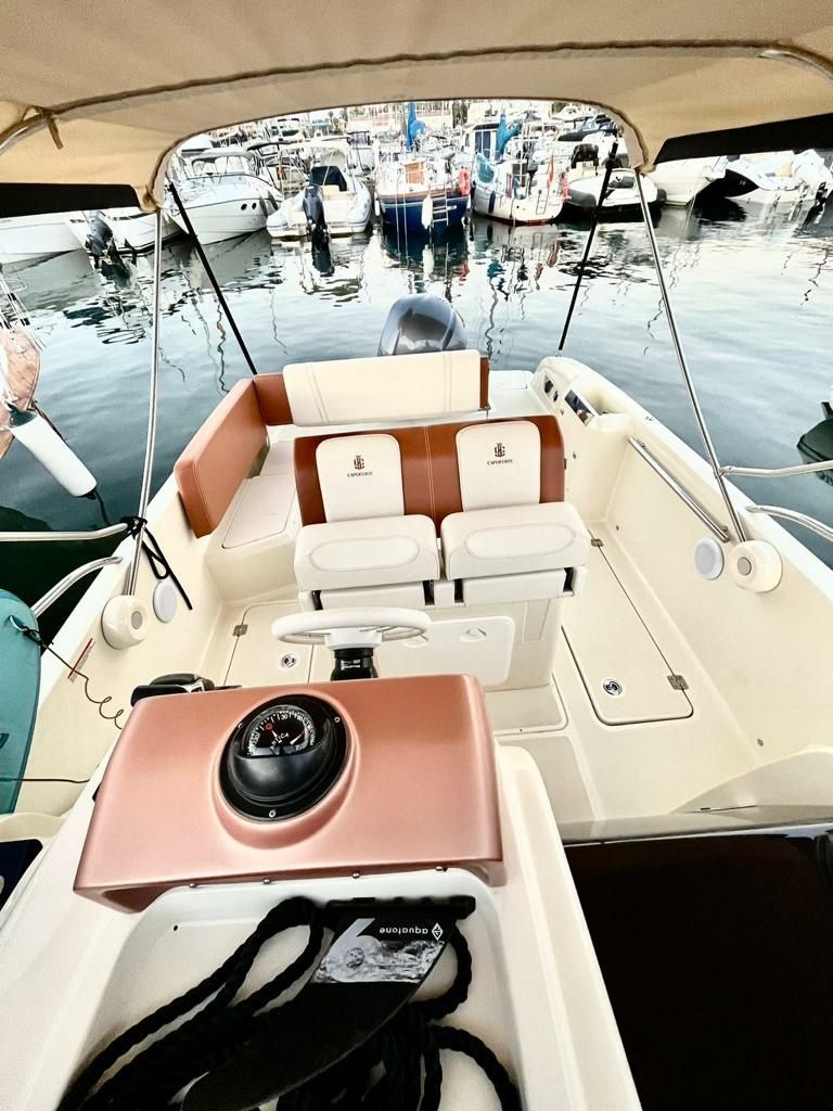 Invictus 270 | Cala Petita