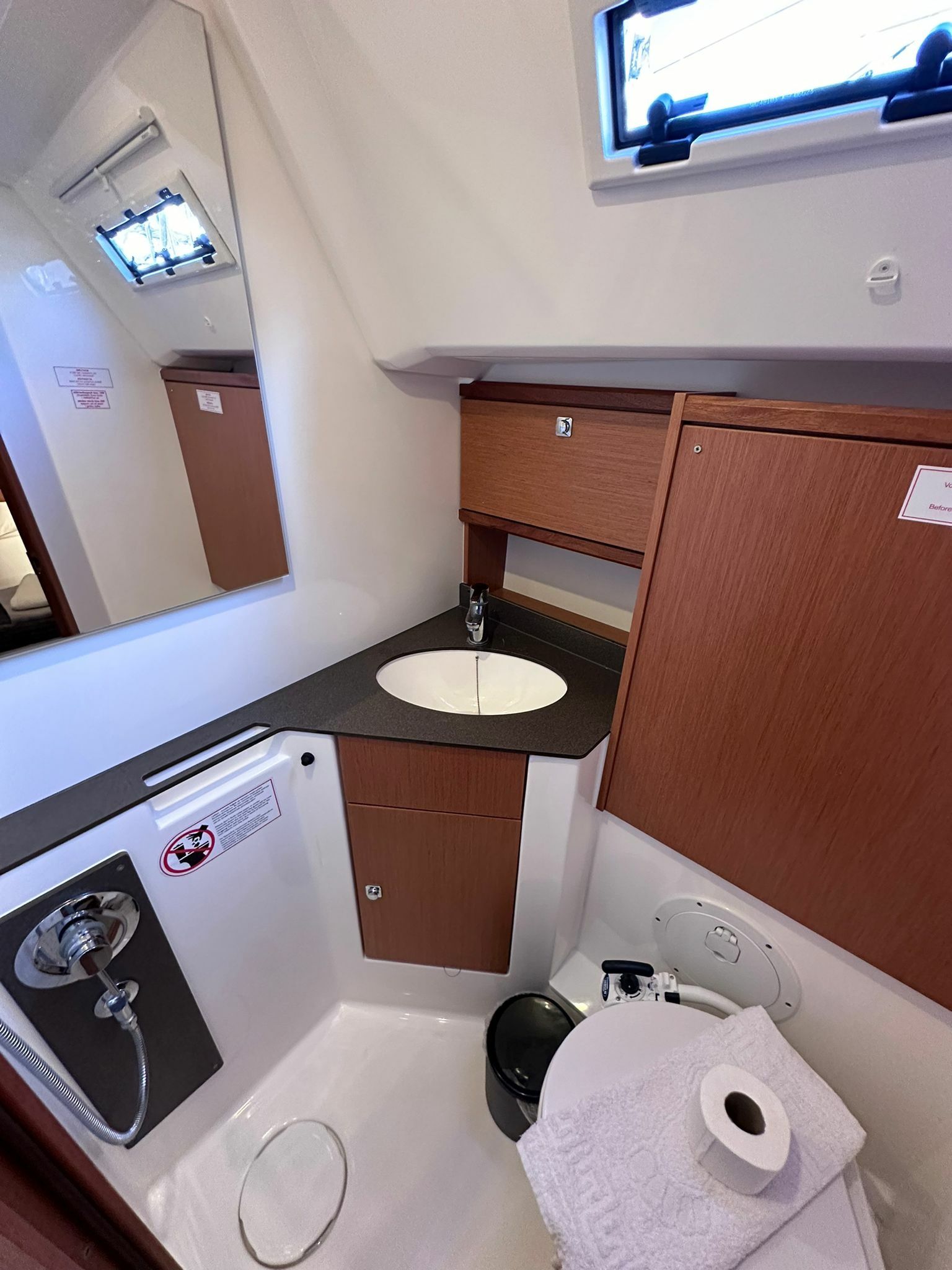 Bavaria Cruiser 46 | Sail Venus