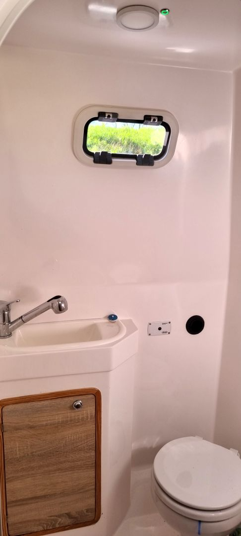 Weekend 820 | Lipsi Deluxe