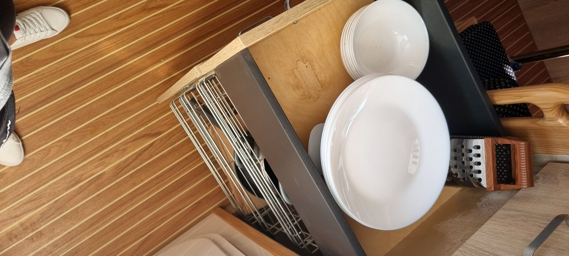 Weekend 820 | Lipsi Deluxe