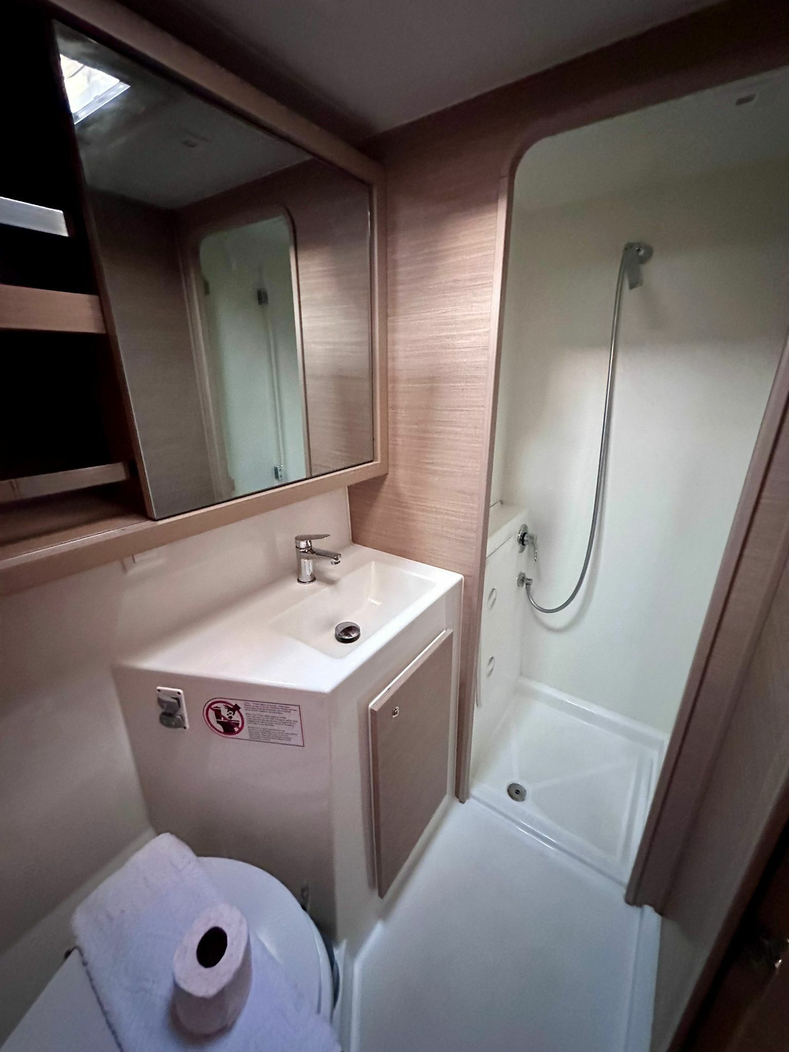 Lagoon 42 | Sail Proteus