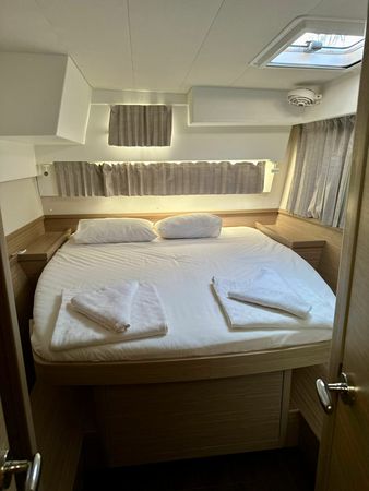 Lagoon 42 | Sail Proteus