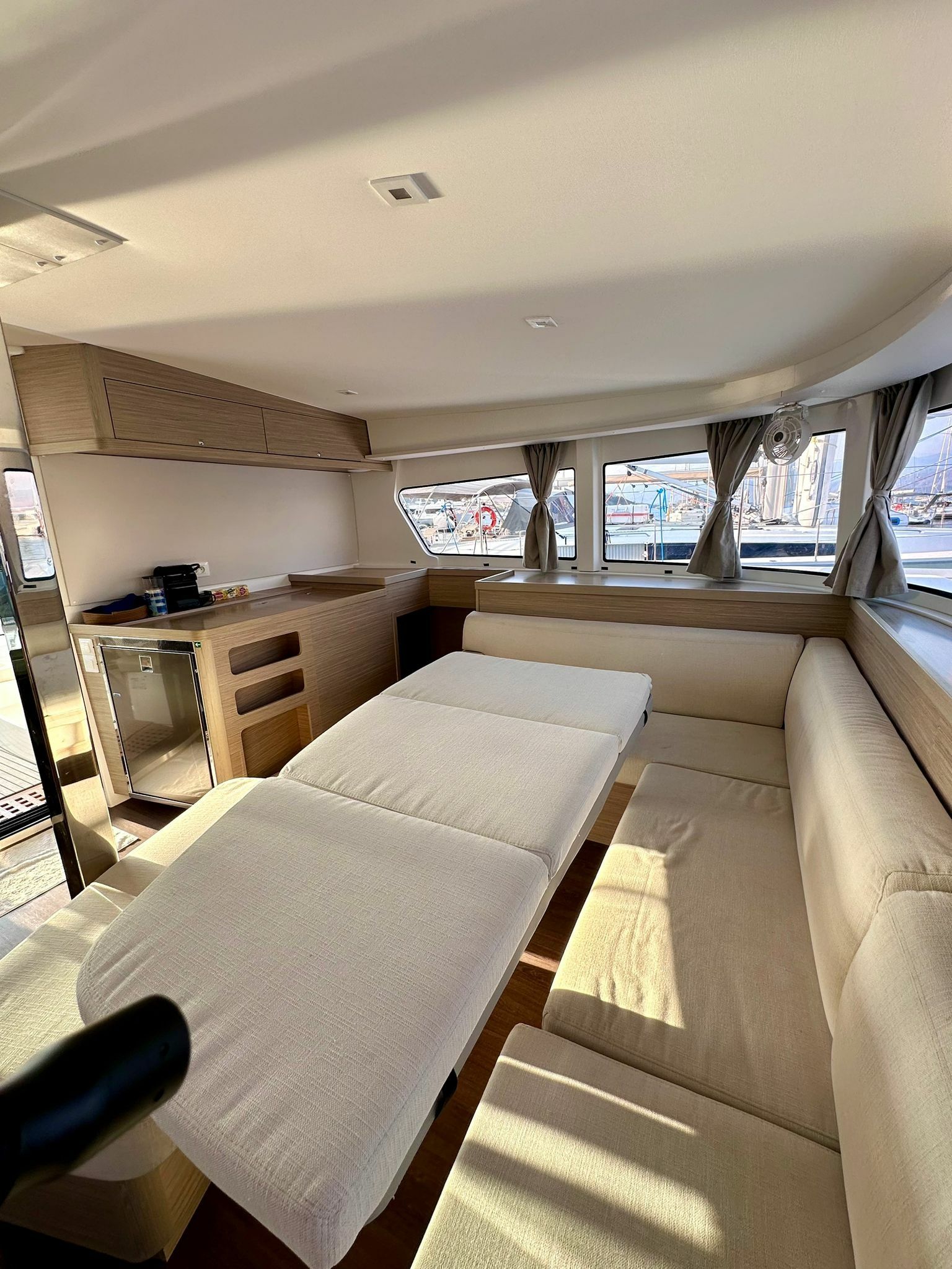 Lagoon 42 | Sail Proteus