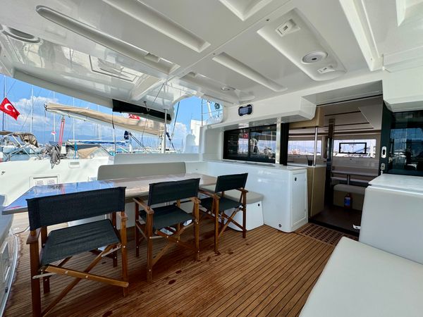 Lagoon 46 | Sail Andromeda