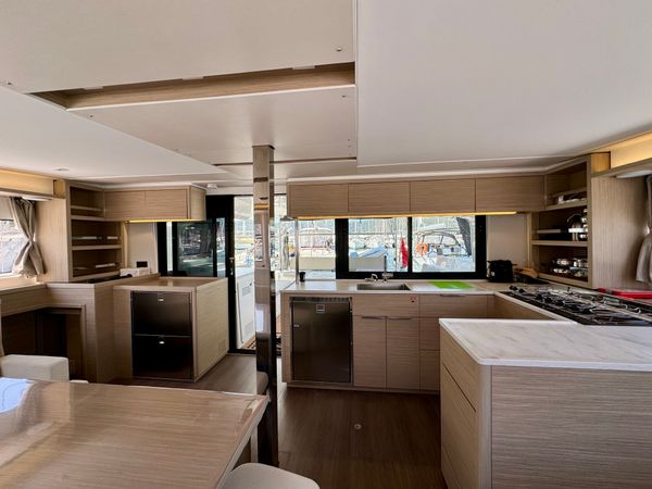 Lagoon 46 | Sail Andromeda