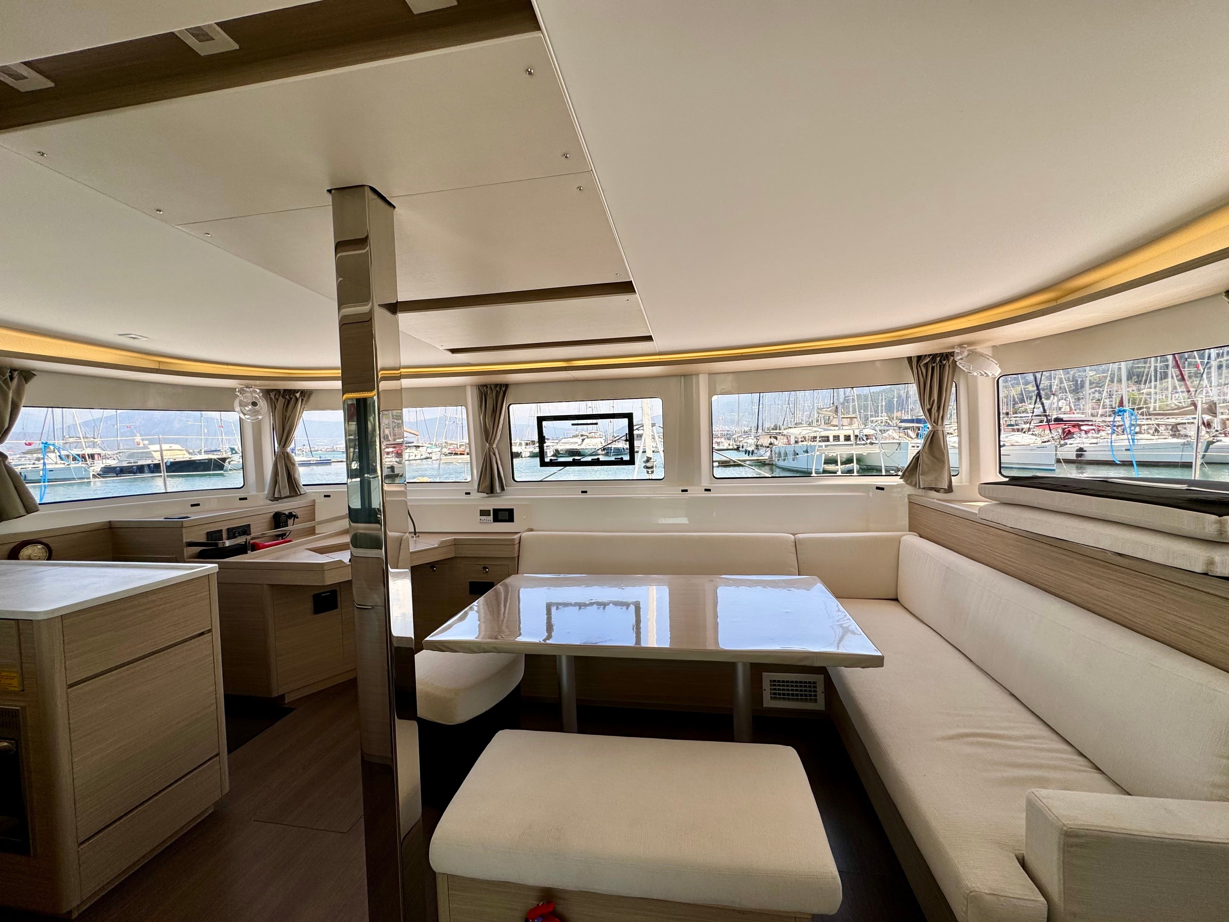 Lagoon 46 | Sail Andromeda