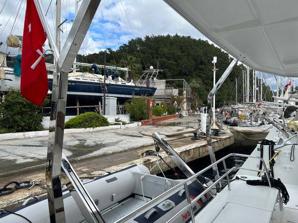 Fountaine Pajot Astrea 42 | Capella 1