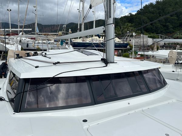 Fountaine Pajot Astrea 42 | Capella 1