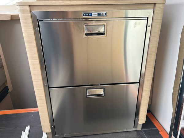 Fountaine Pajot Astrea 42 | Capella 1
