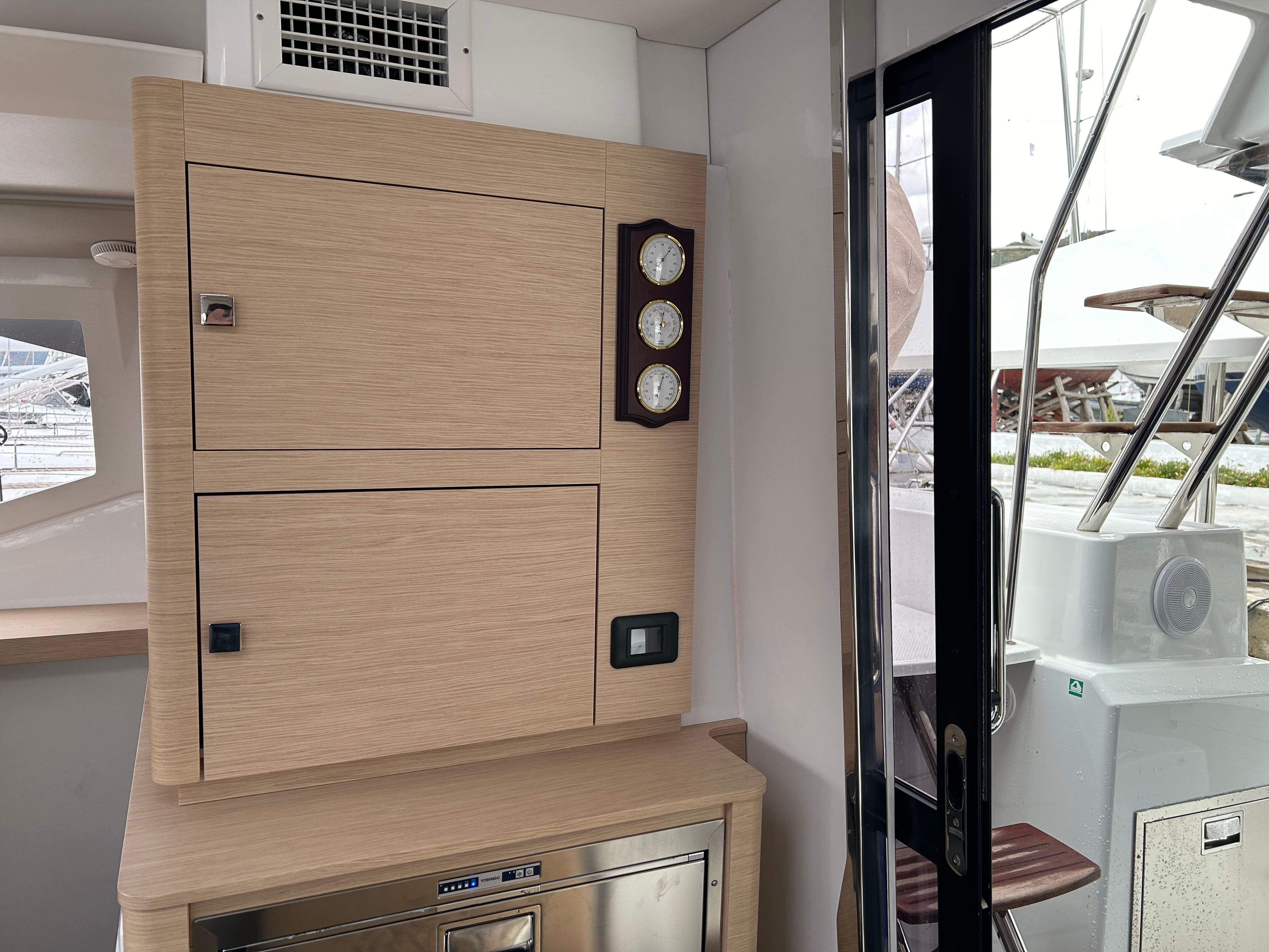 Fountaine Pajot Astrea 42 | Capella 1