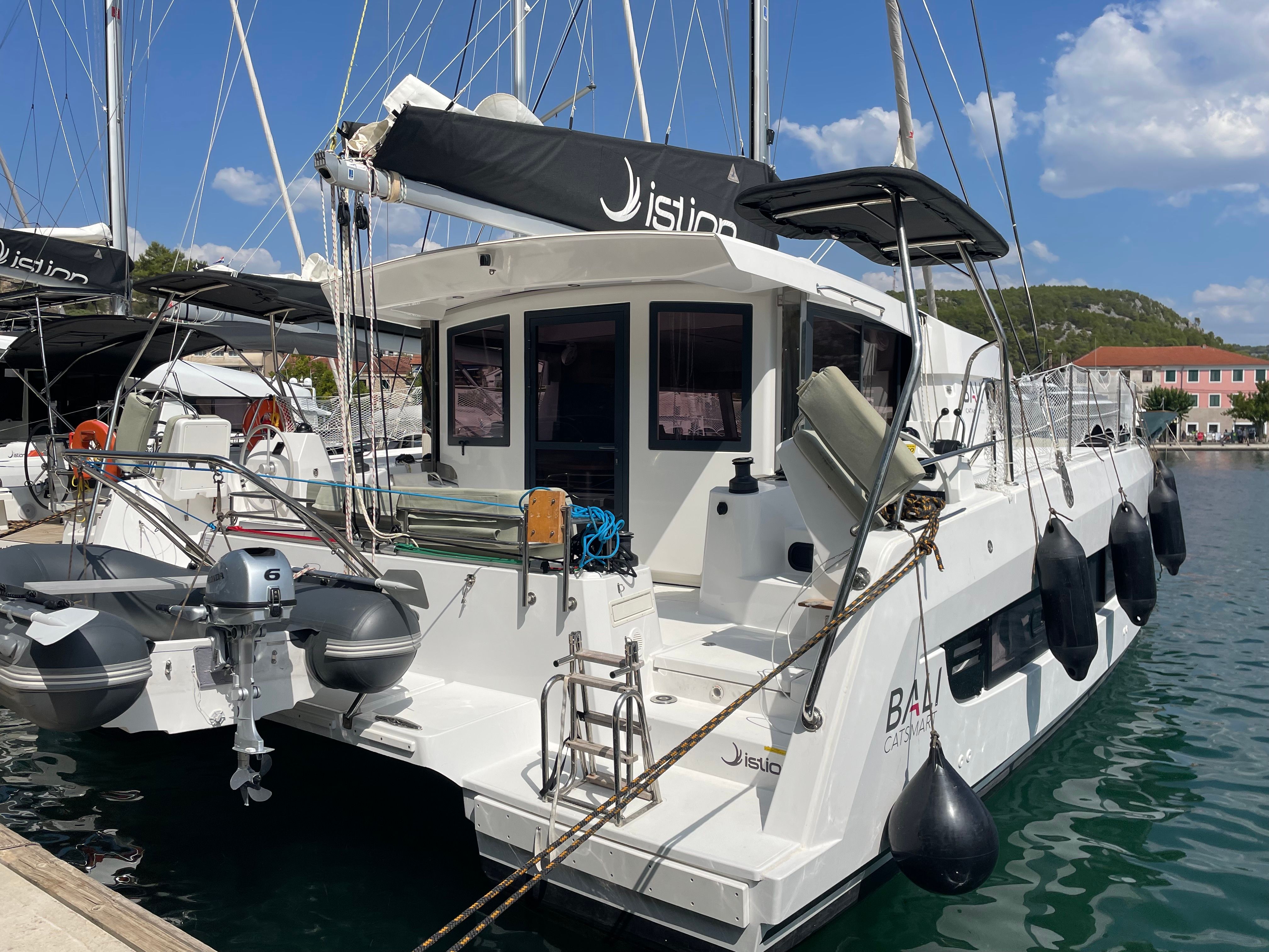 Bali Catsmart | First Toy