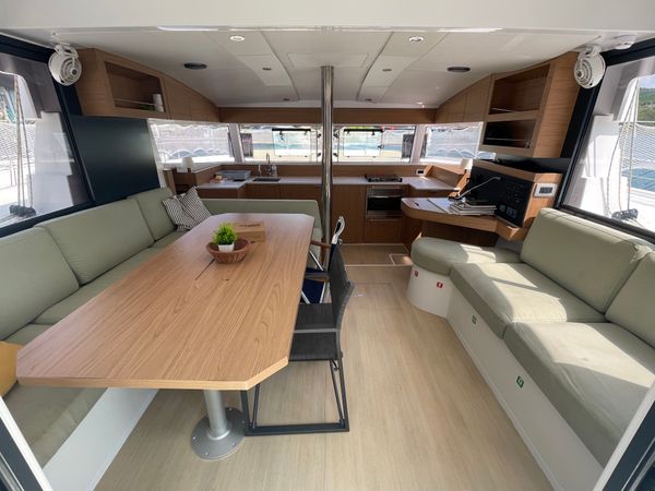 Bali Catsmart | First Toy