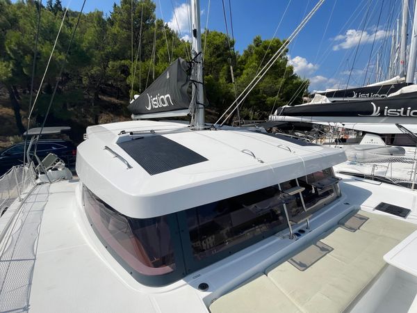 Bali Catsmart | First Toy