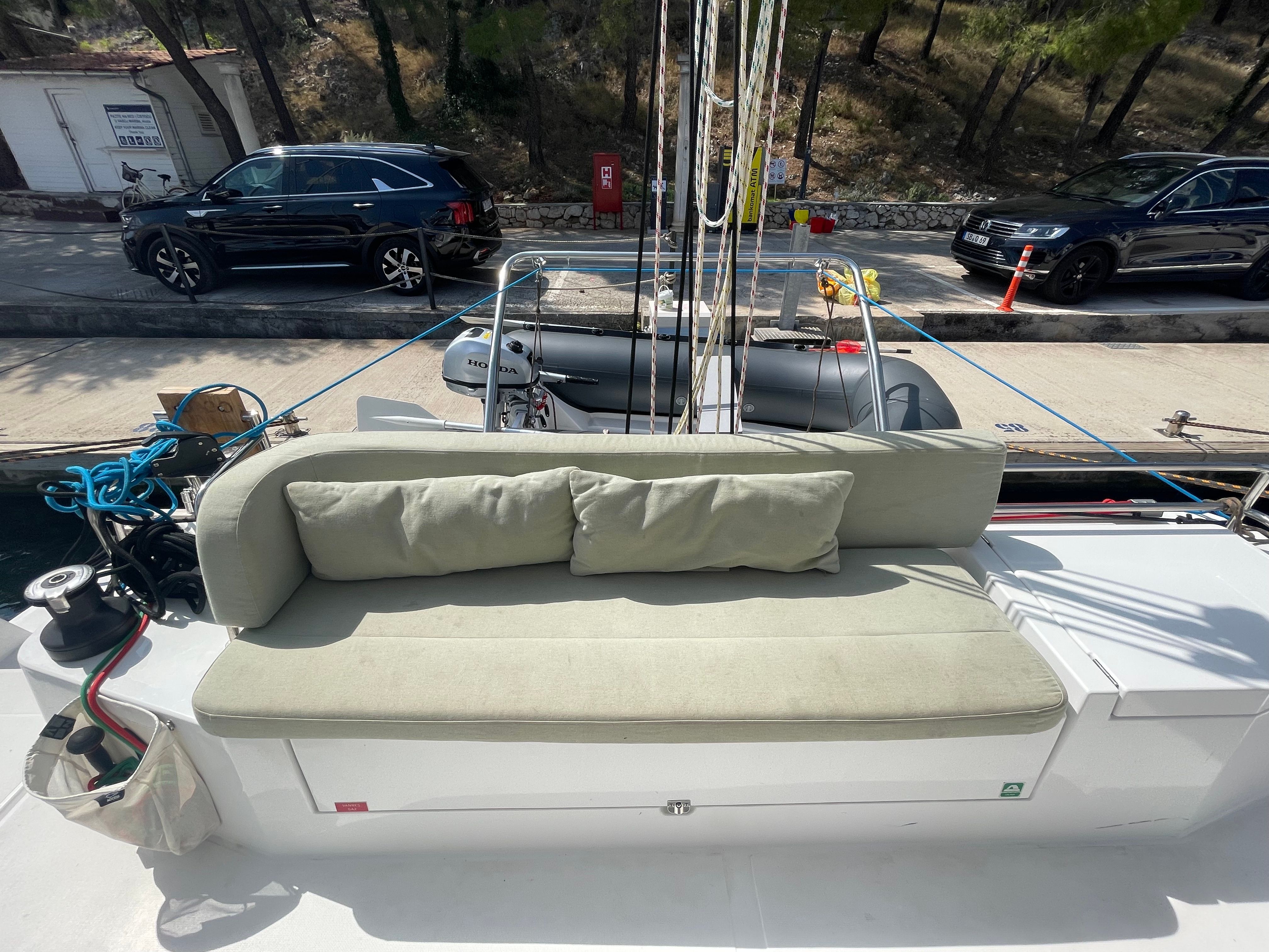 Bali Catsmart | First Toy