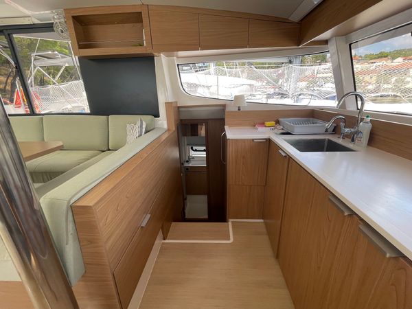 Bali Catsmart | First Toy