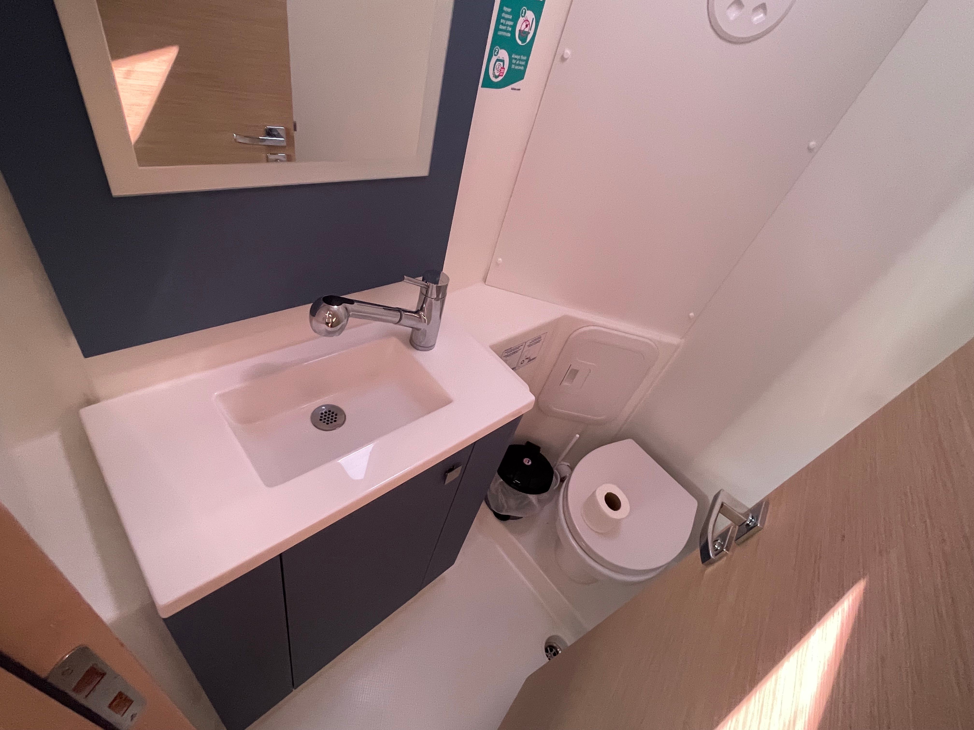 Fountaine Pajot Isla 40 | First Step