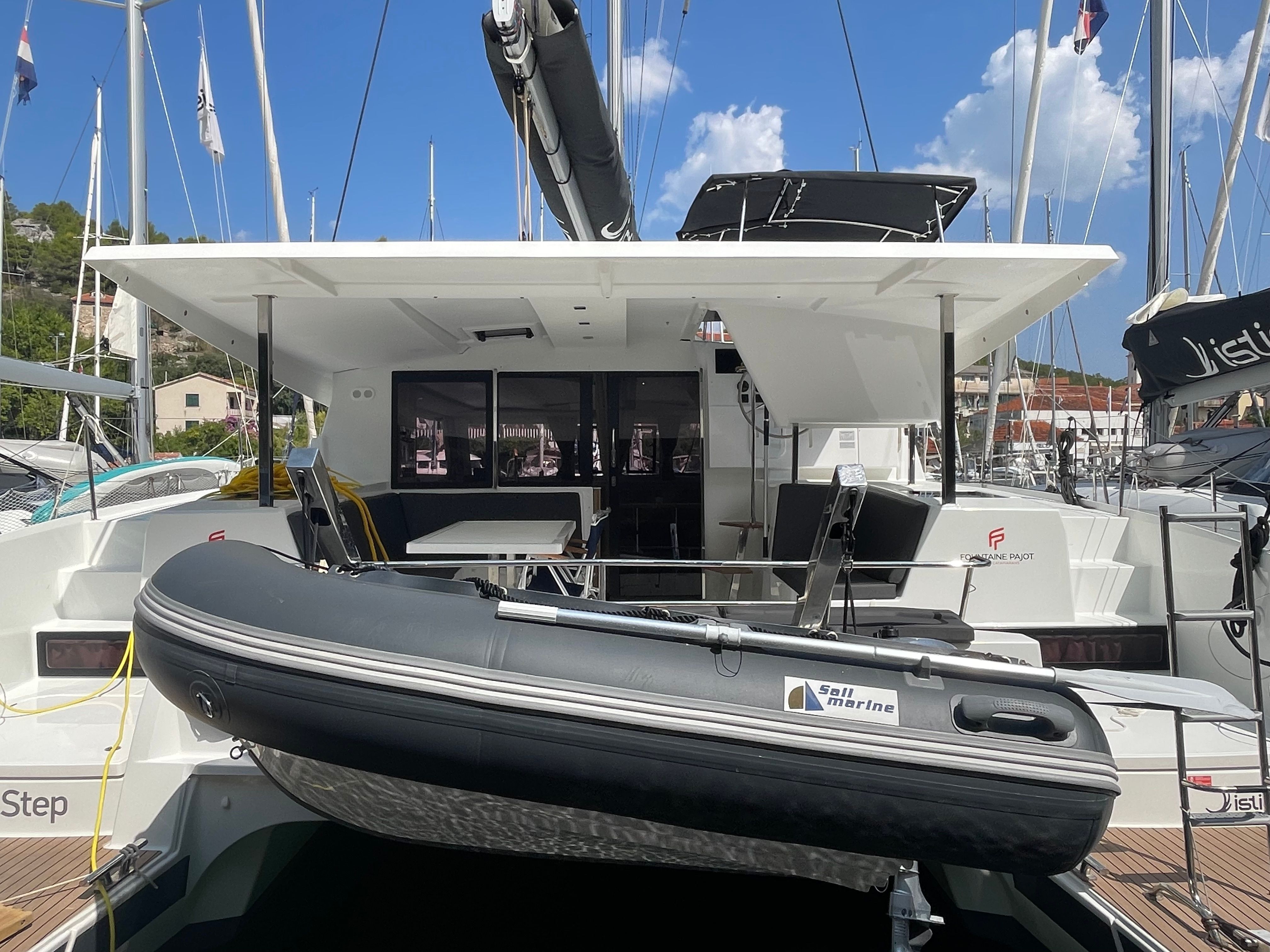 Fountaine Pajot Isla 40 | First Step