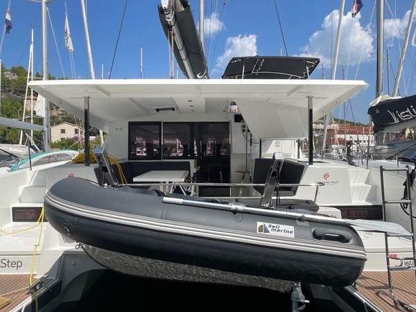 Fountaine Pajot Isla 40 | First Step