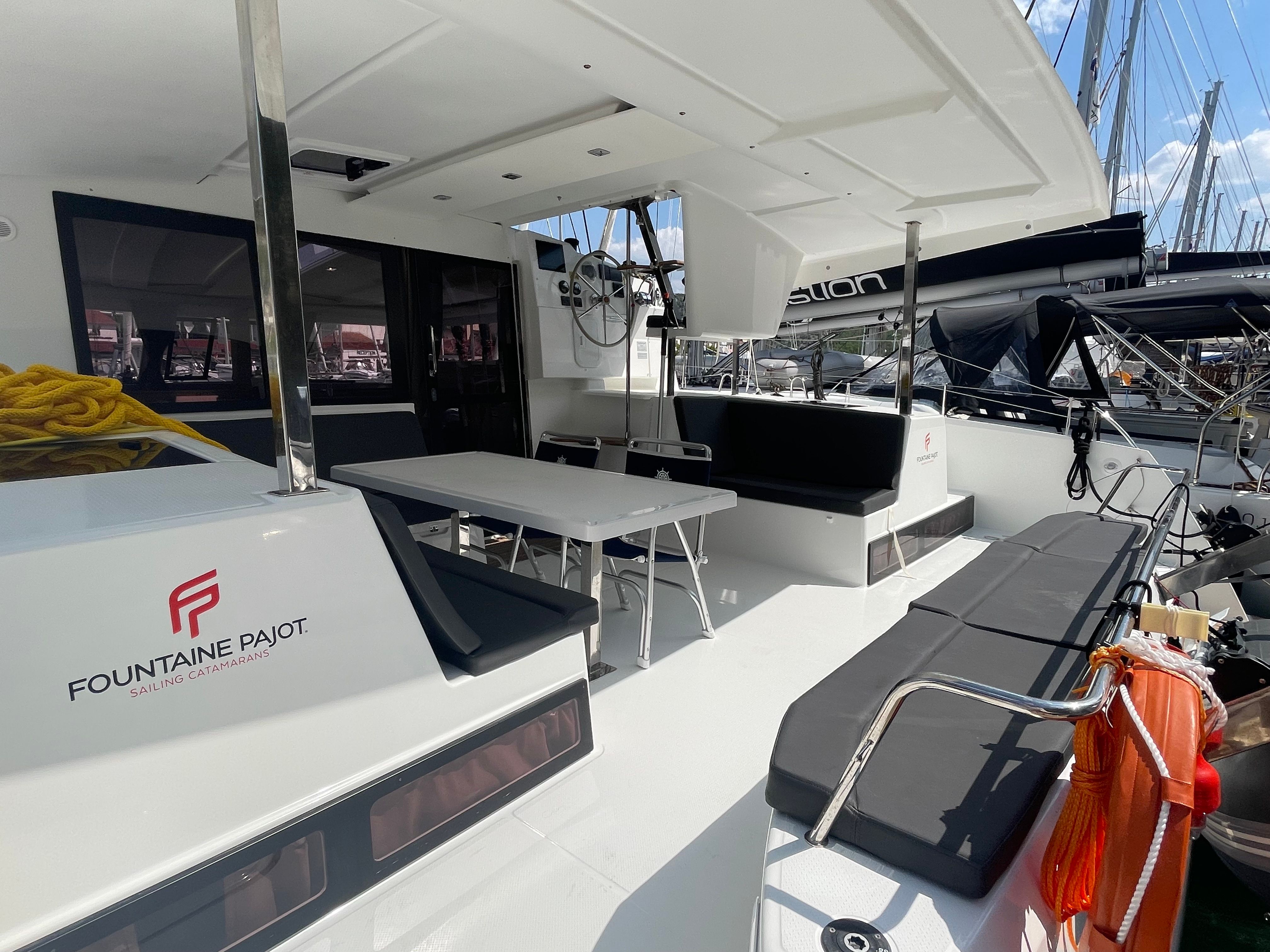 Fountaine Pajot Isla 40 | First Step