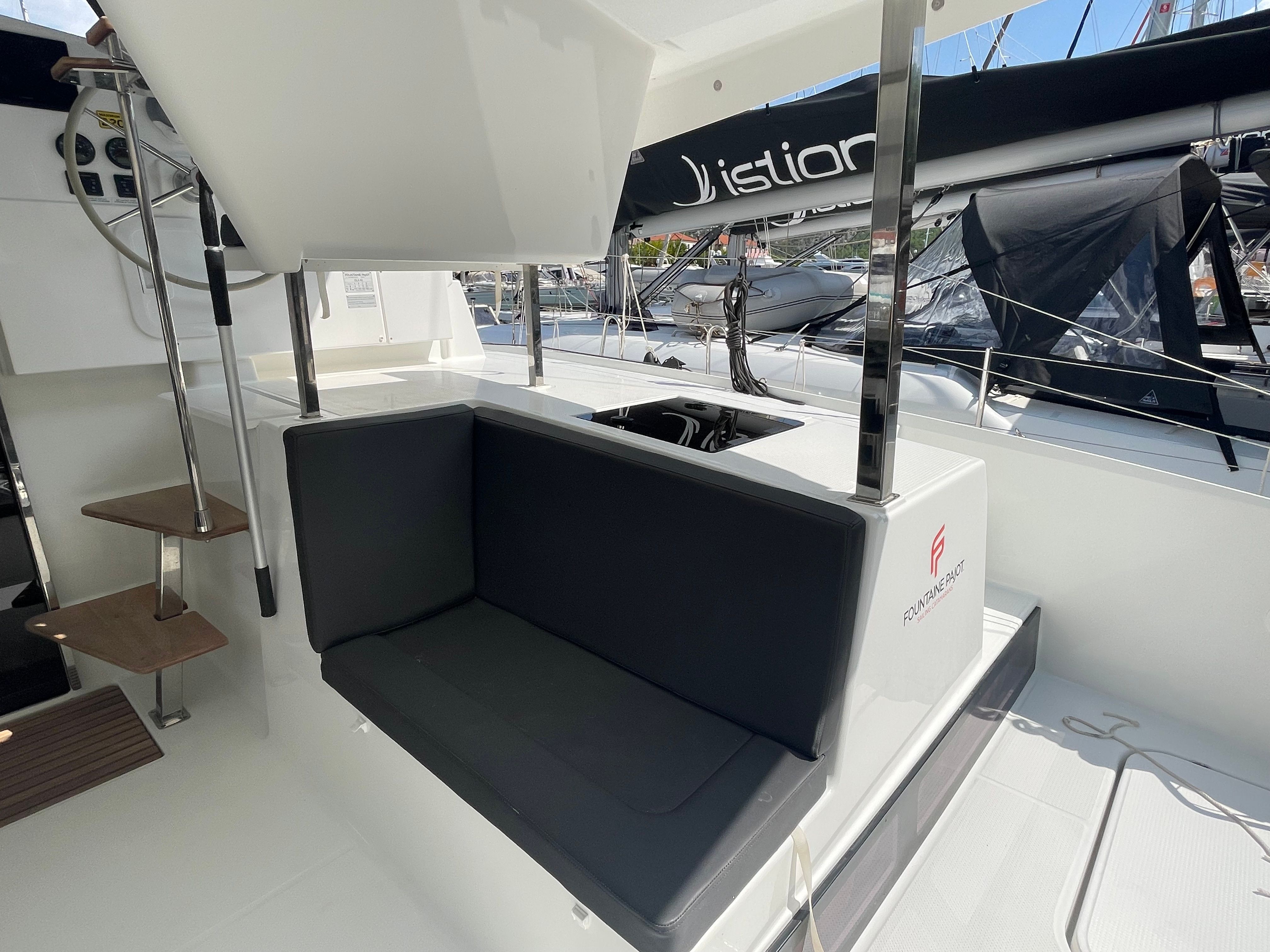Fountaine Pajot Isla 40 | First Step