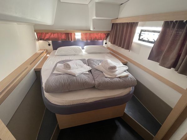 Fountaine Pajot Isla 40 | First Step