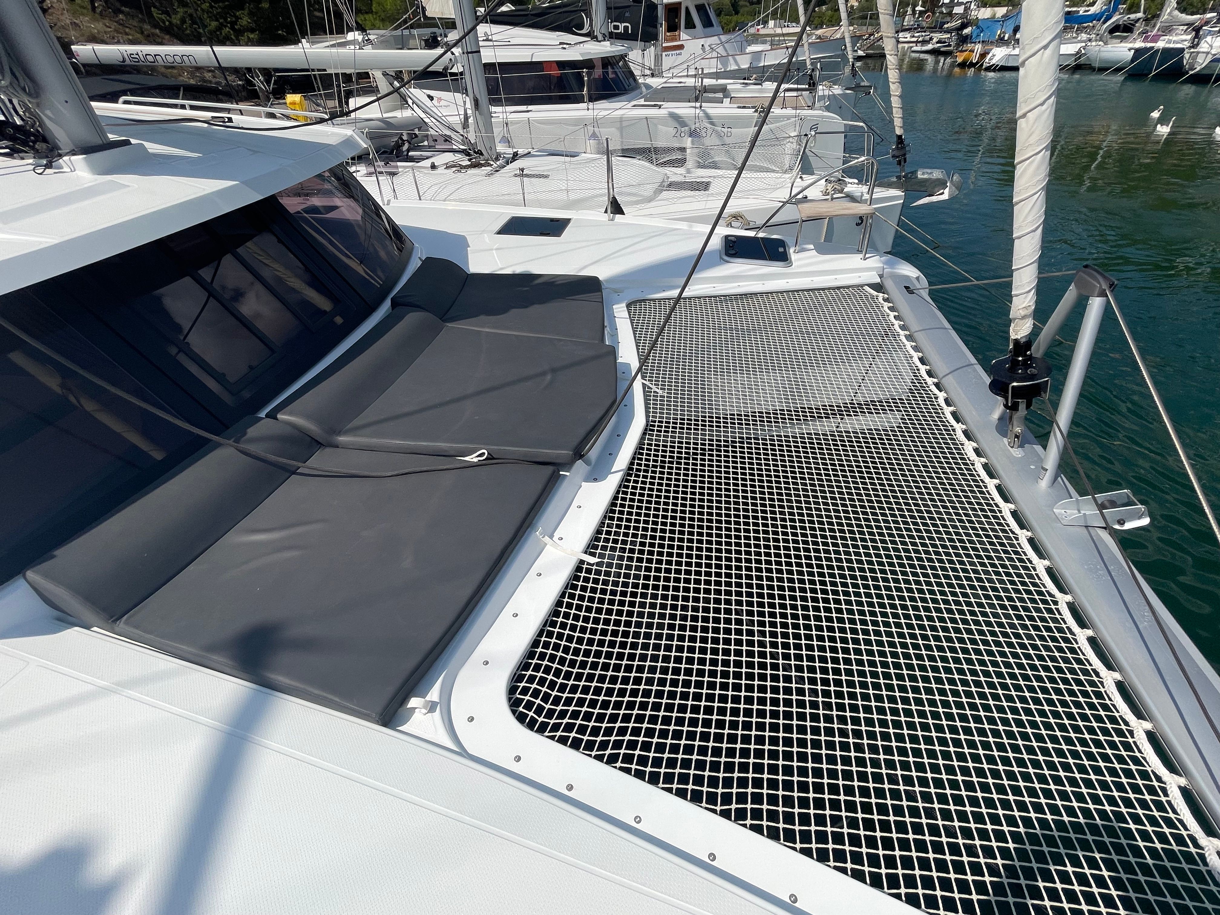 Fountaine Pajot Isla 40 | First Step